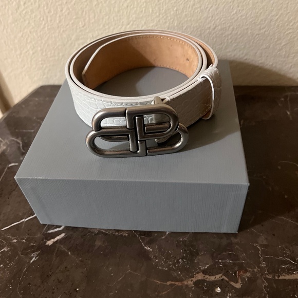 Balenciaga white leather belt - Picture 1 of 2